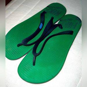 Nike flip flops